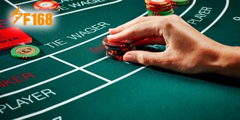 Khái quát chung về Baccarat cùng các quy tắc chơi sẽ được bật mí trong bài dưới đây: